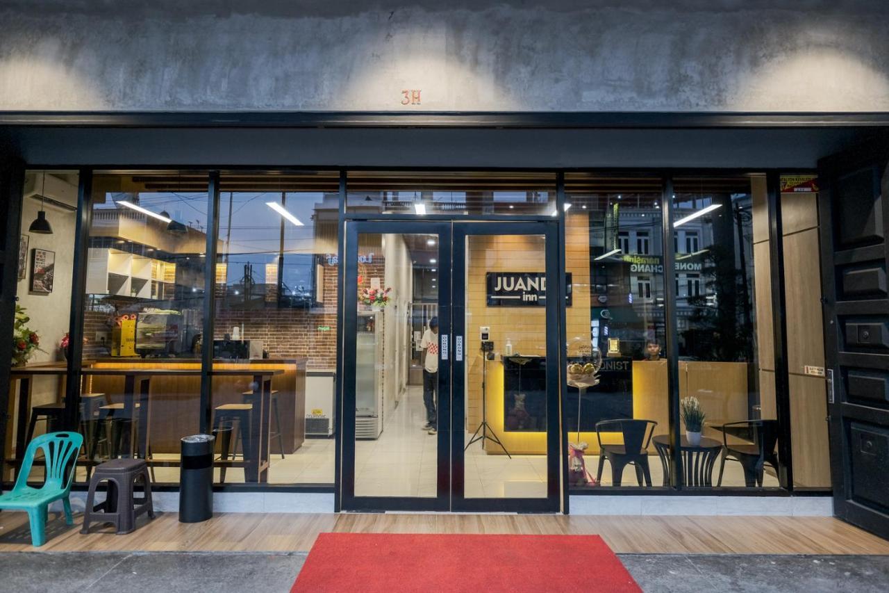 Reddoorz Plus @ Jalan Juanda Medan Esterno foto